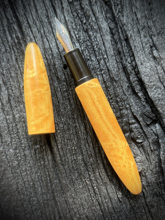 Indonesian Satin Wood Chronicle C-17
