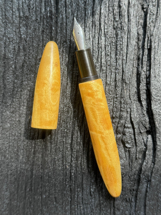 Indonesian Satin Wood Chronicle C-17