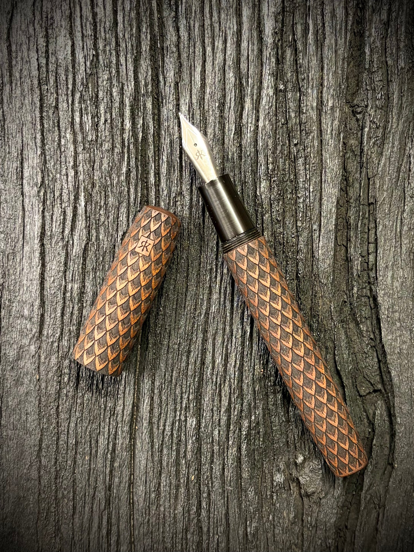 Dragon Scales - Bolivian Rosewood L-15